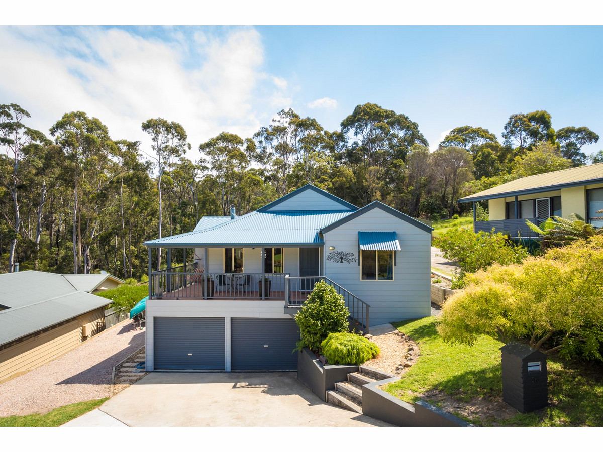 76 SURF CIRCLE, TURA BEACH, 2548