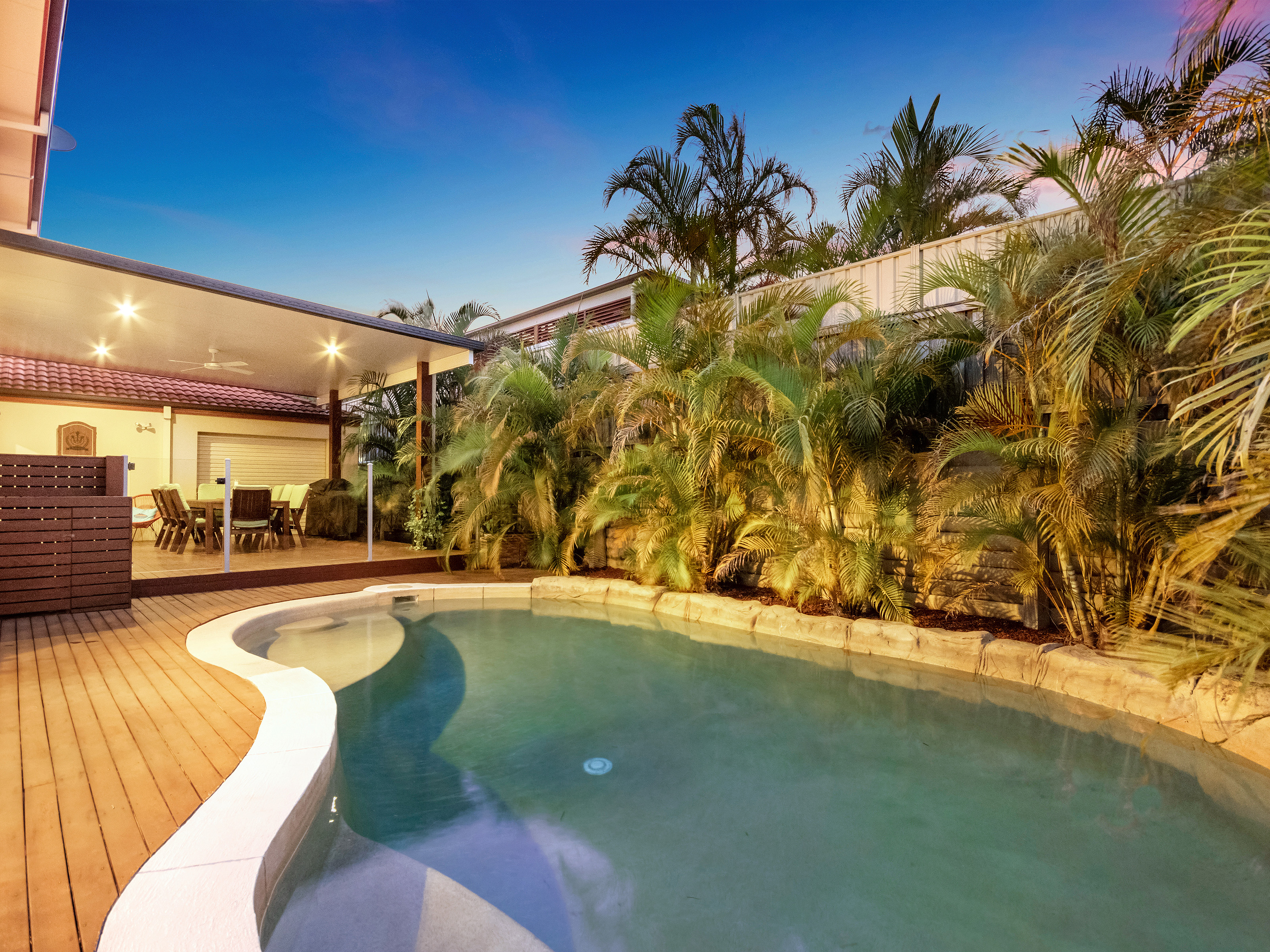 124 CRESTWOOD DRIVE, MOLENDINAR, 4214