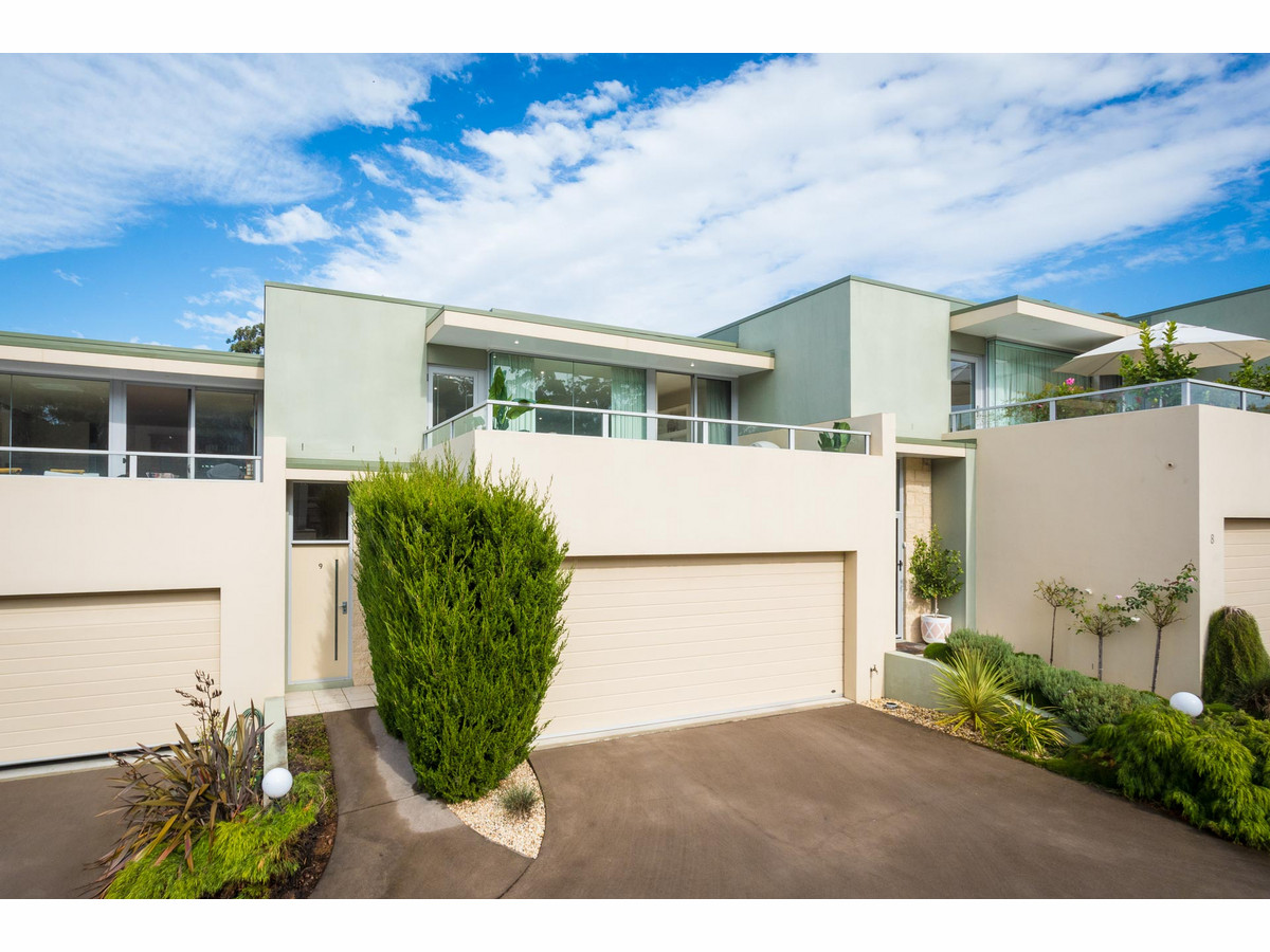 9/79-81 CULGOA CRESCENT, PAMBULA BEACH, 2549