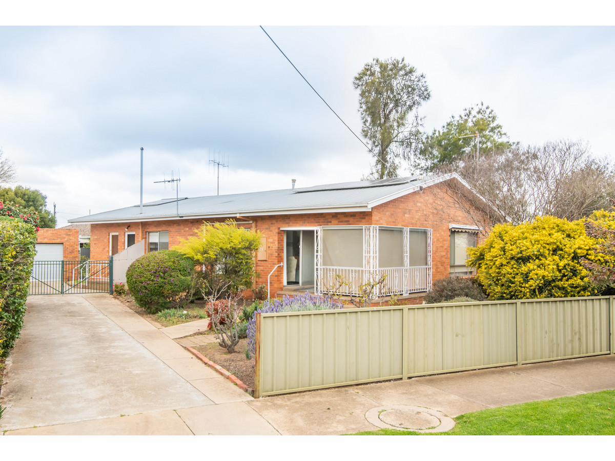 27 FIELD STREET, SHEPPARTON, 3630