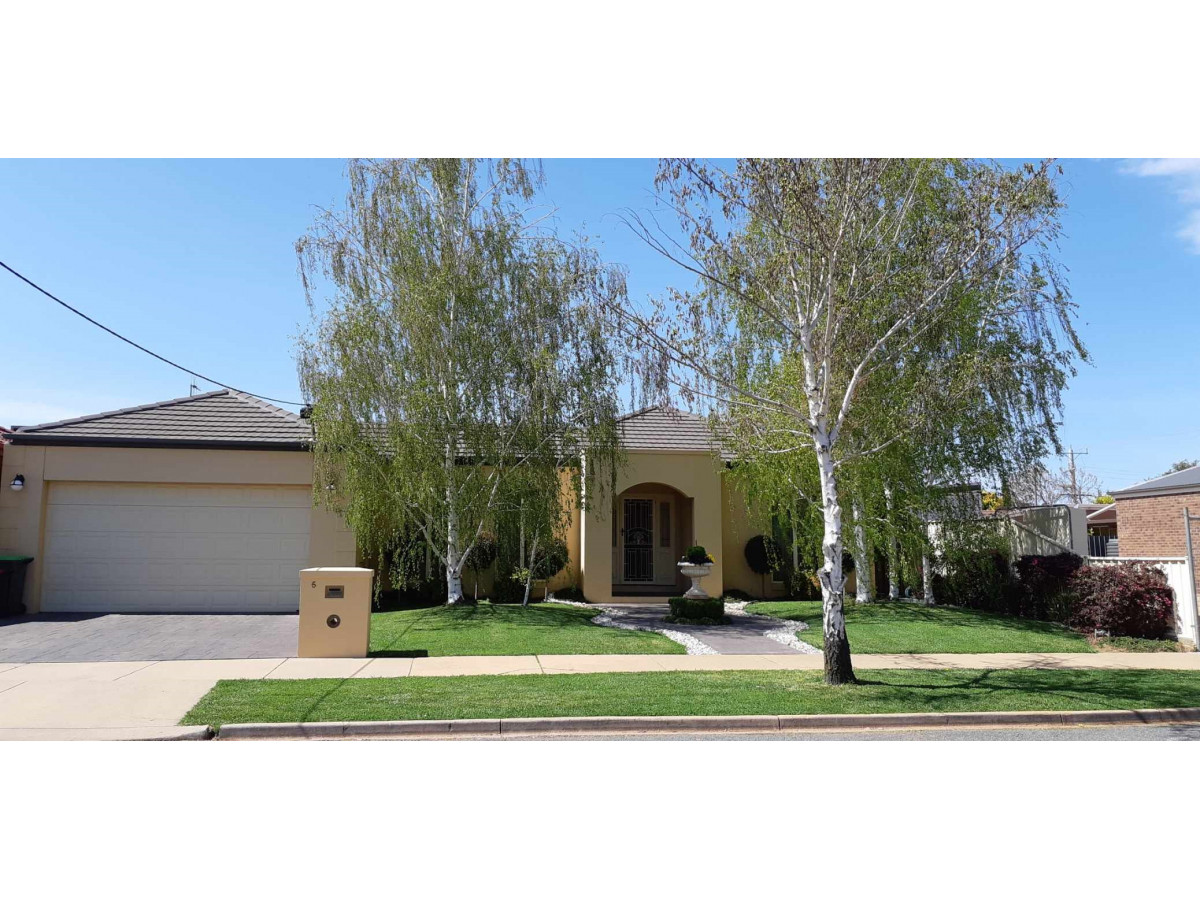 5 FOWLER STREET, SHEPPARTON, 3630