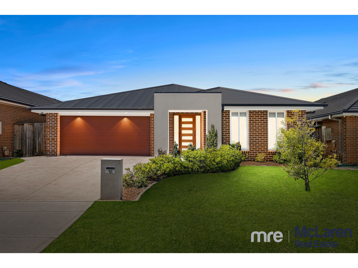 12 TARRAWARRA AVENUE, GLEDSWOOD HILLS, 2557