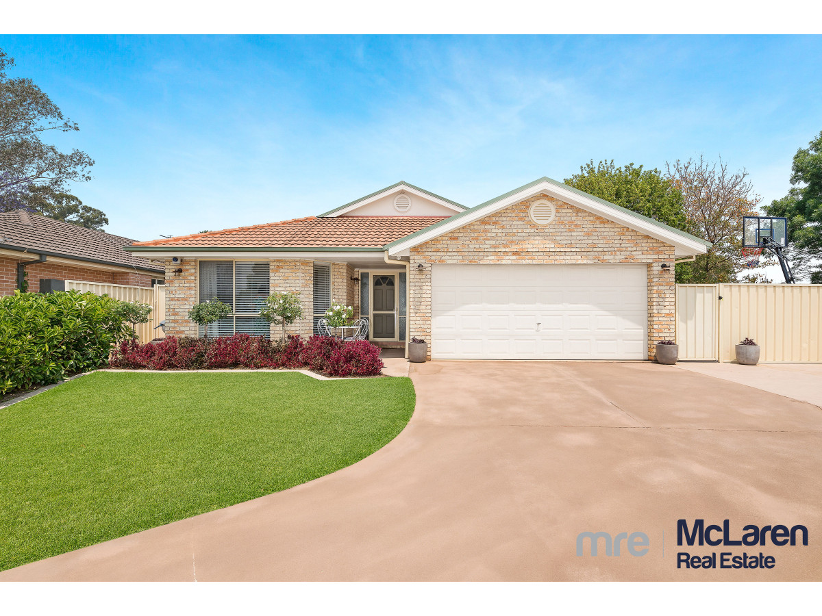 9 ELGAR PLACE, NARELLAN VALE, 2567