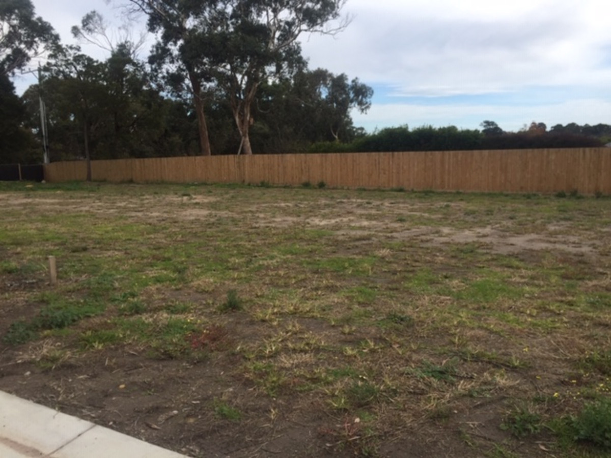 285 NORTH ROAD, LANGWARRIN, 3910