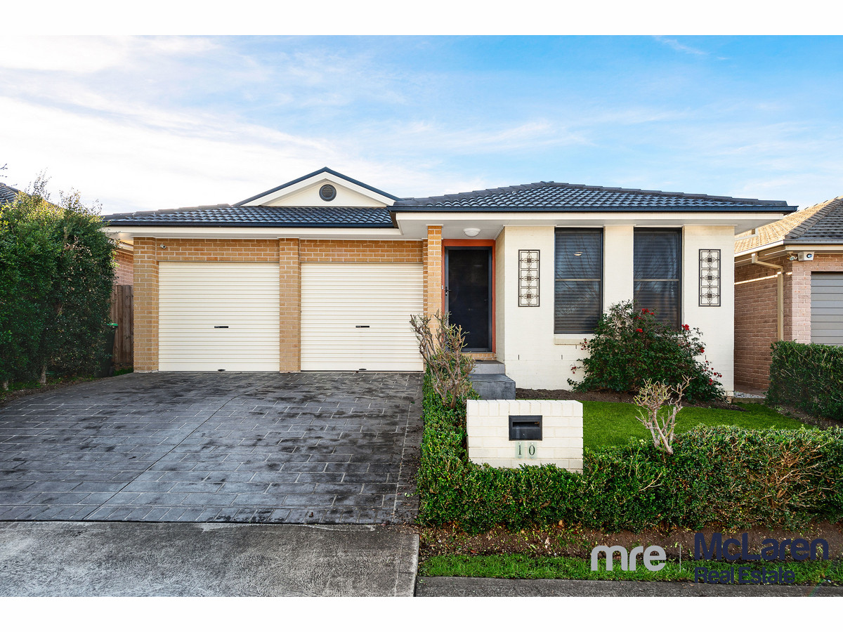 10 BEECHEY CIRCUIT, ORAN PARK, 2570
