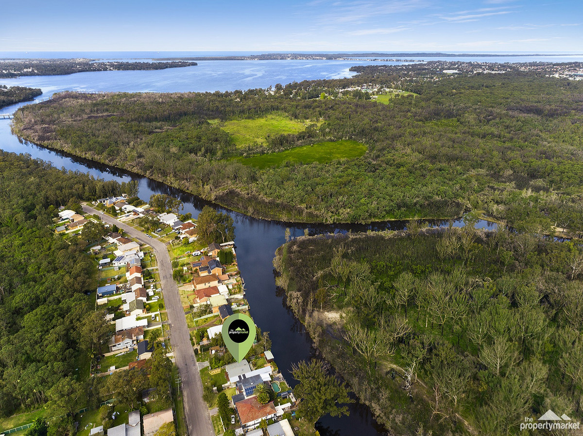 163 BIRDWOOD DRIVE, BLUE HAVEN, 2262