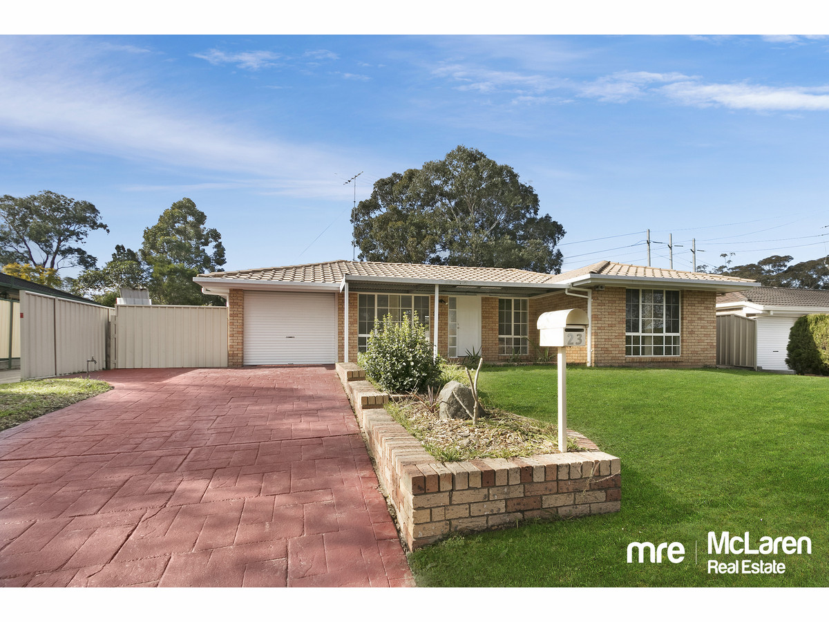 23 HENRIETTA DRIVE, NARELLAN VALE, 2567