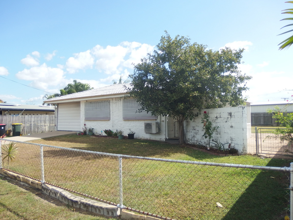 14 BANKSIA STREET, KIRWAN, 4817