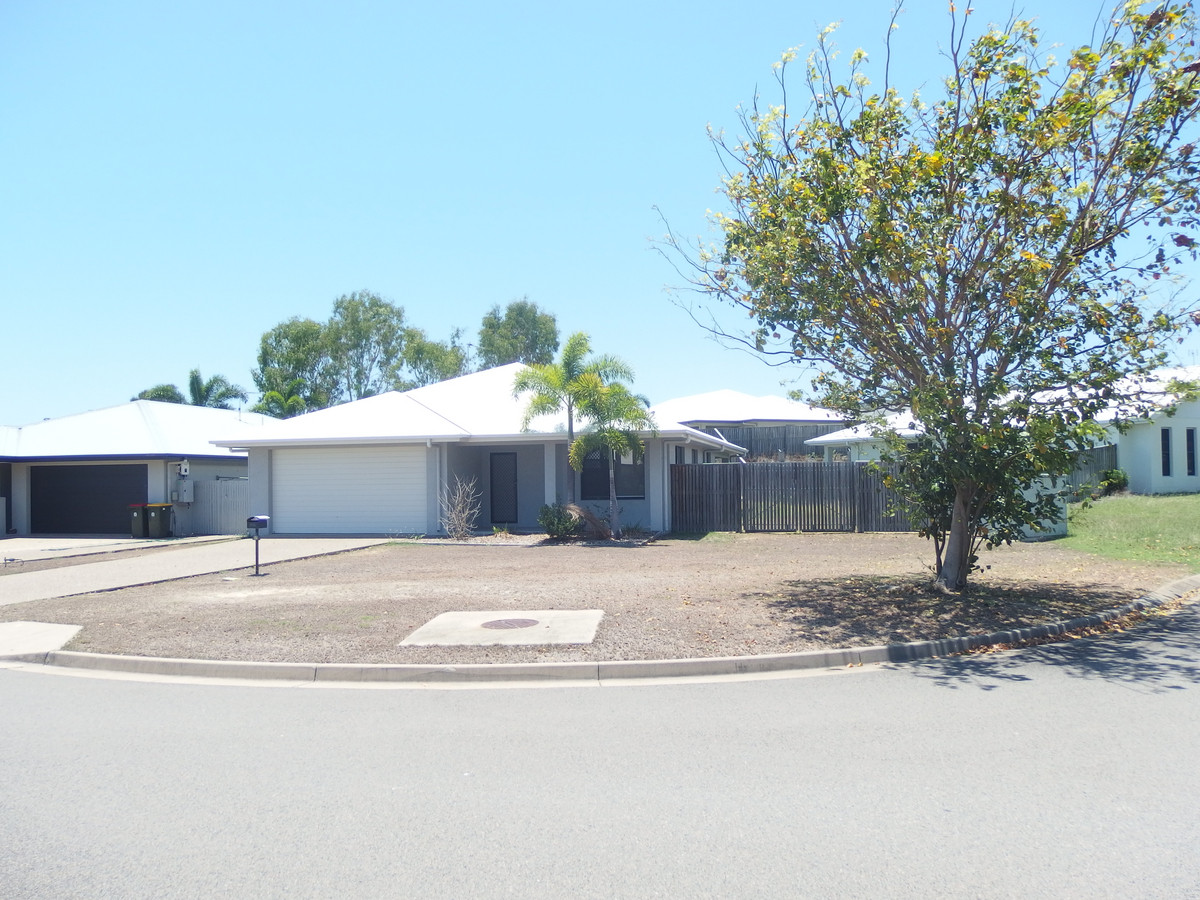 57 RATTRAY STREET, BUSHLAND BEACH, 4818