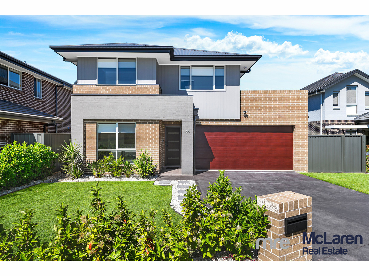 38 WAINWRIGHT DRIVE, COBBITTY, 2570