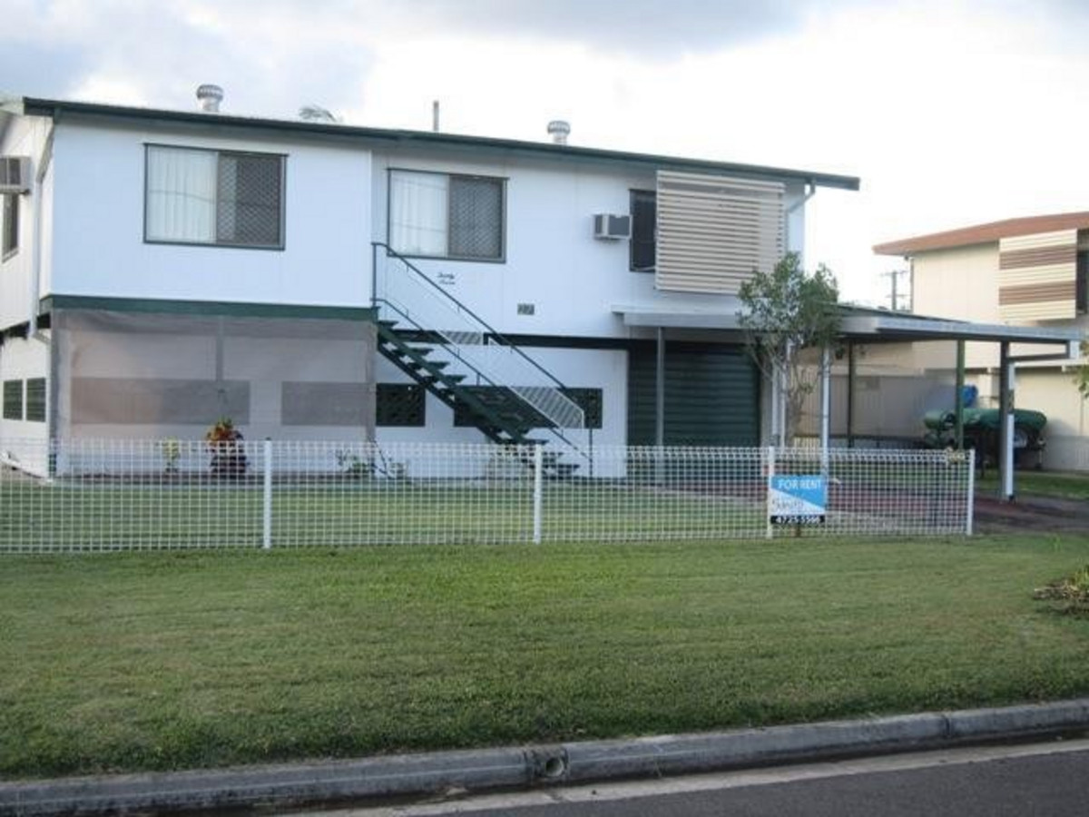 27 CLANCY STREET, KIRWAN, 4817
