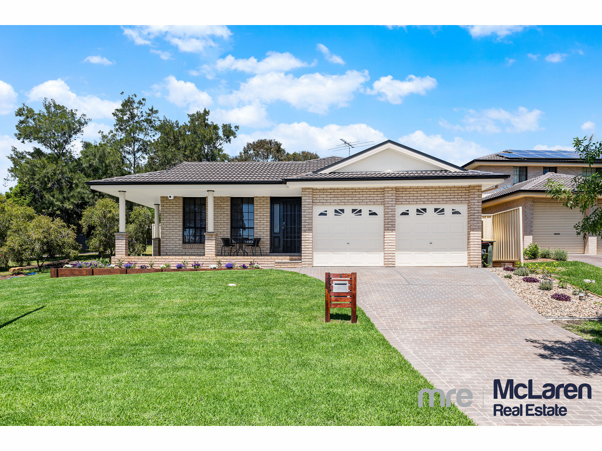 8 COOPER PLACE, CURRANS HILL, 2567