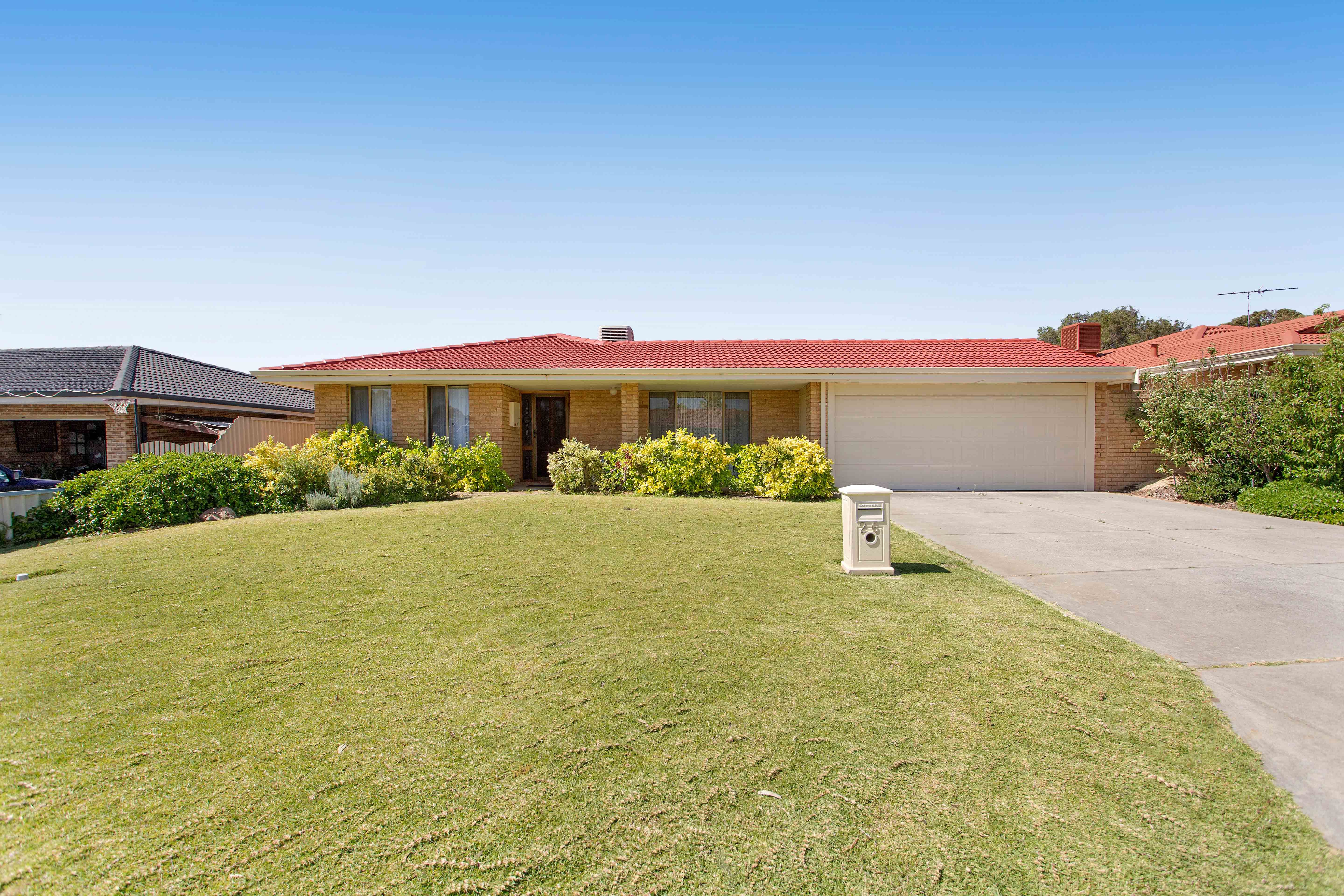 26 DRAYTON GREEN WAY, KINGSLEY, 6026