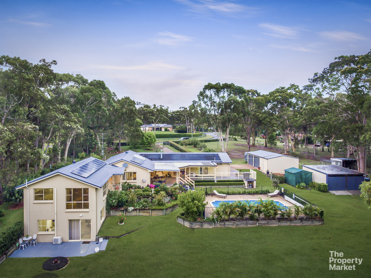 10 SIMMONS CLOSE, WYEE POINT, 2259