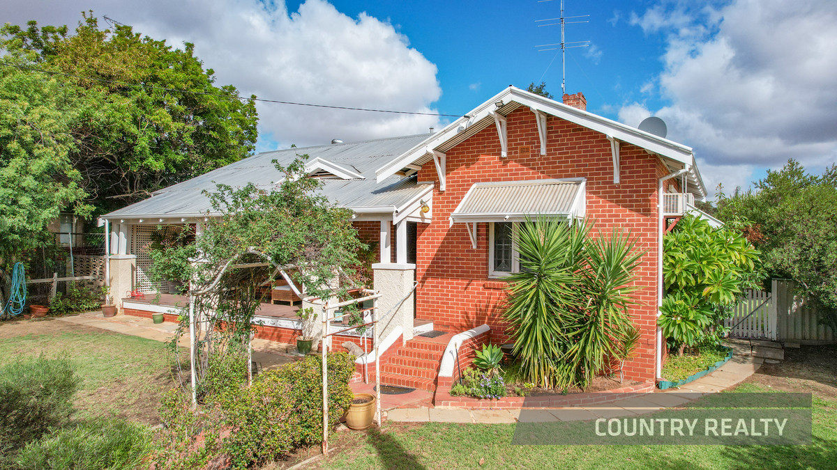 12 GERALD TERRACE, NORTHAM, 6401
