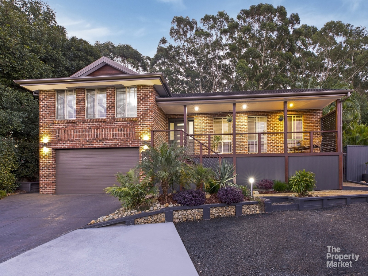 9 COACHMANS PLACE, MARDI, 2259