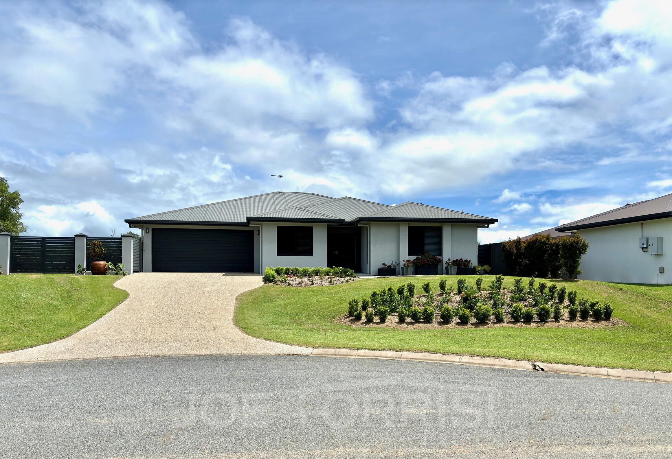 42 JACANA CLOSE, MAREEBA, 4880