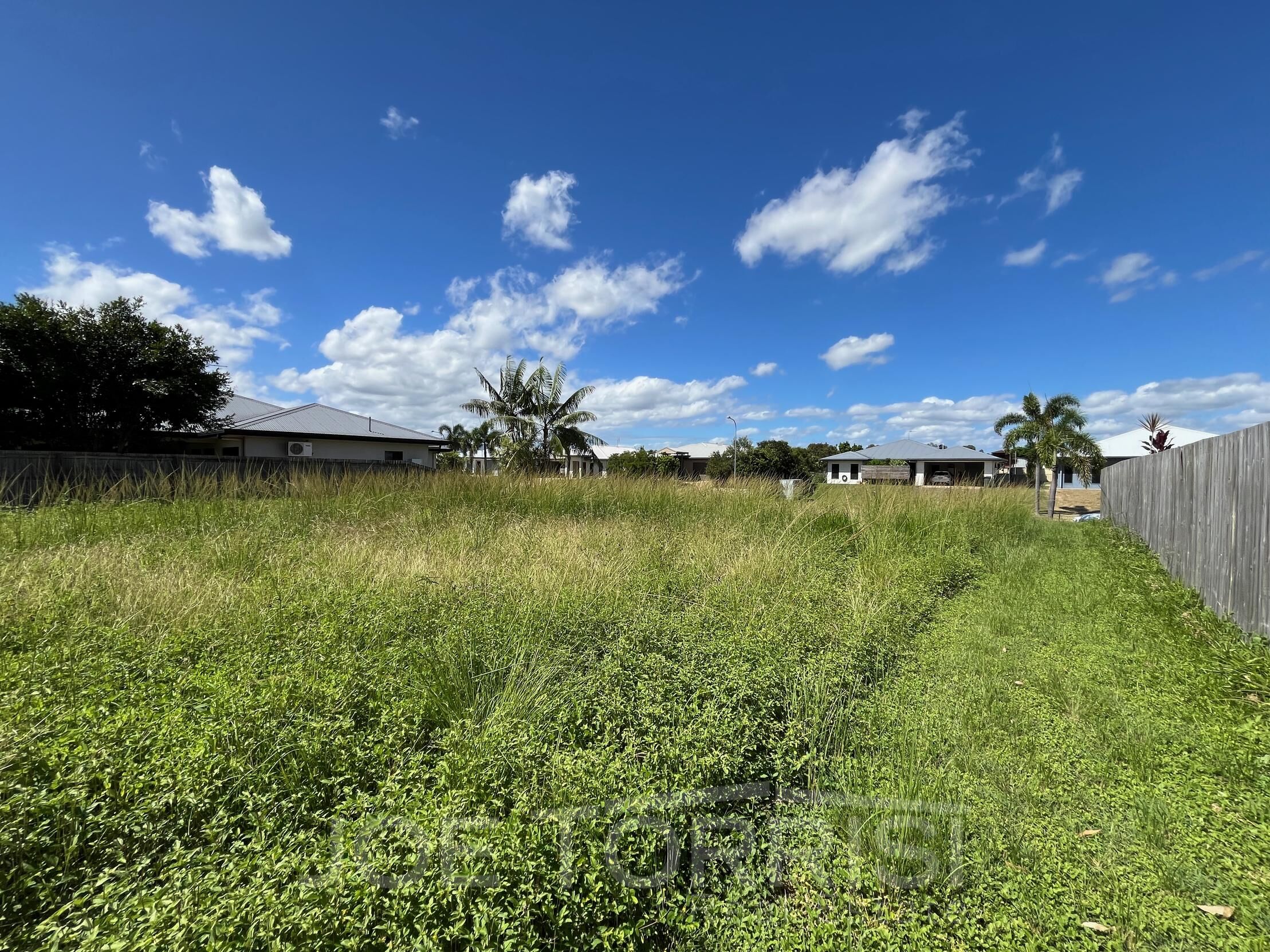 28 JACANA CLOSE, MAREEBA, 4880