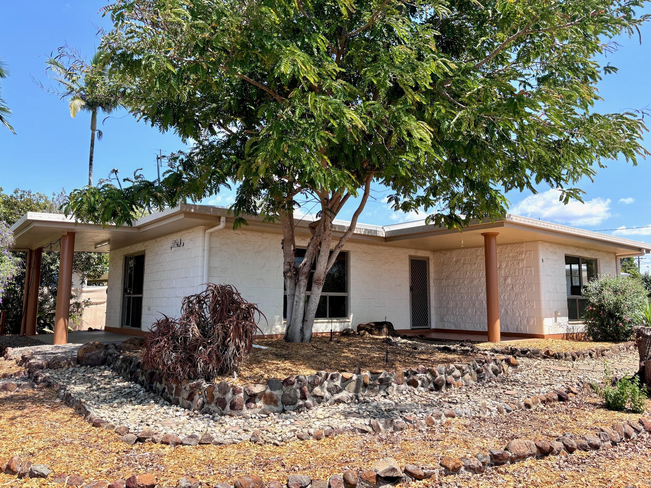 1 MCDOWALL STREET, MAREEBA, 4880