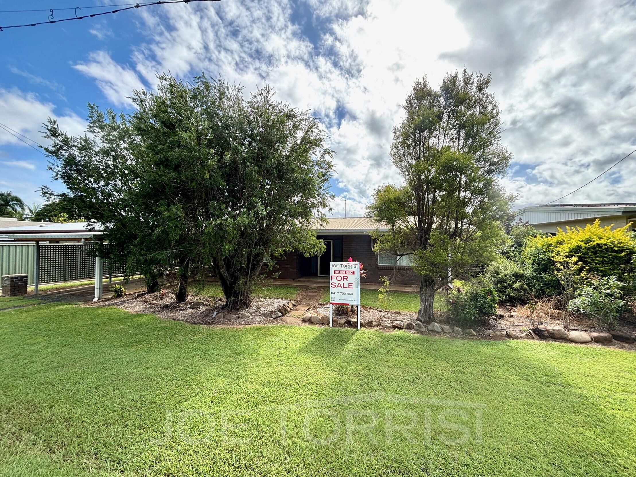 42 MARTIN AVENUE, MAREEBA, 4880