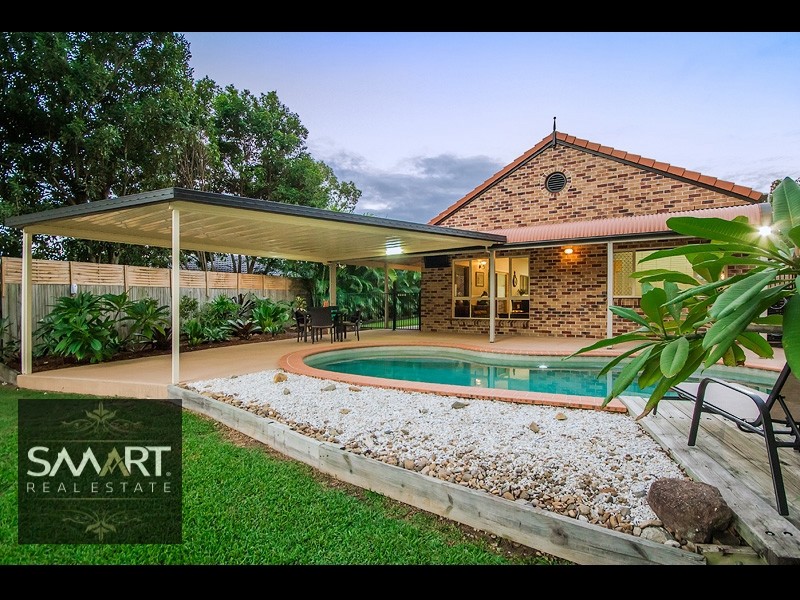 2 MIDVALE PLACE, HELENSVALE, 4212