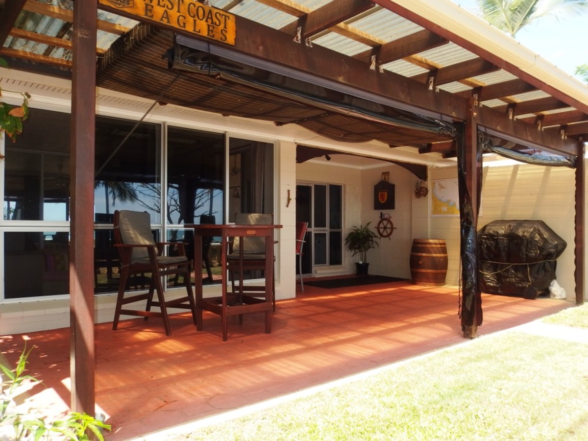 1/33 CAY STREET, SAUNDERS BEACH, 4818