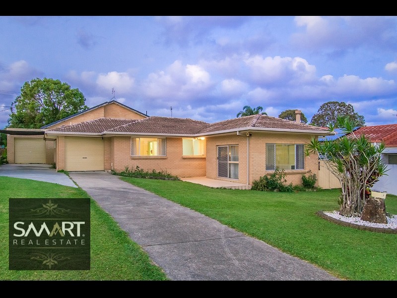 33 INVERAY AVENUE, BENOWA WATERS, 4217 33 INVERAY AVENUE, BENOWA WATERS, 4217