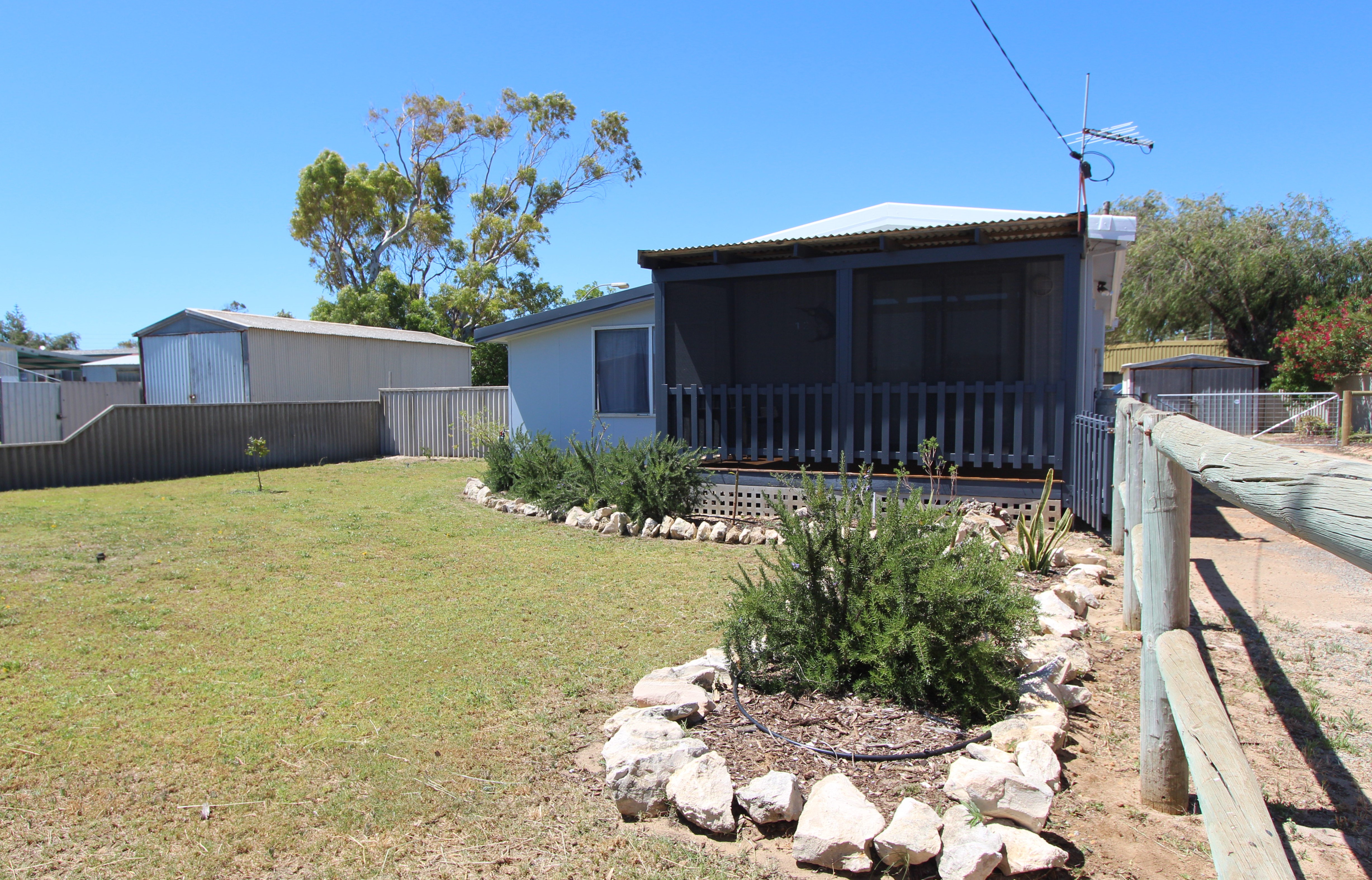 12 WESTLAKE WAY, JURIEN BAY, 6516