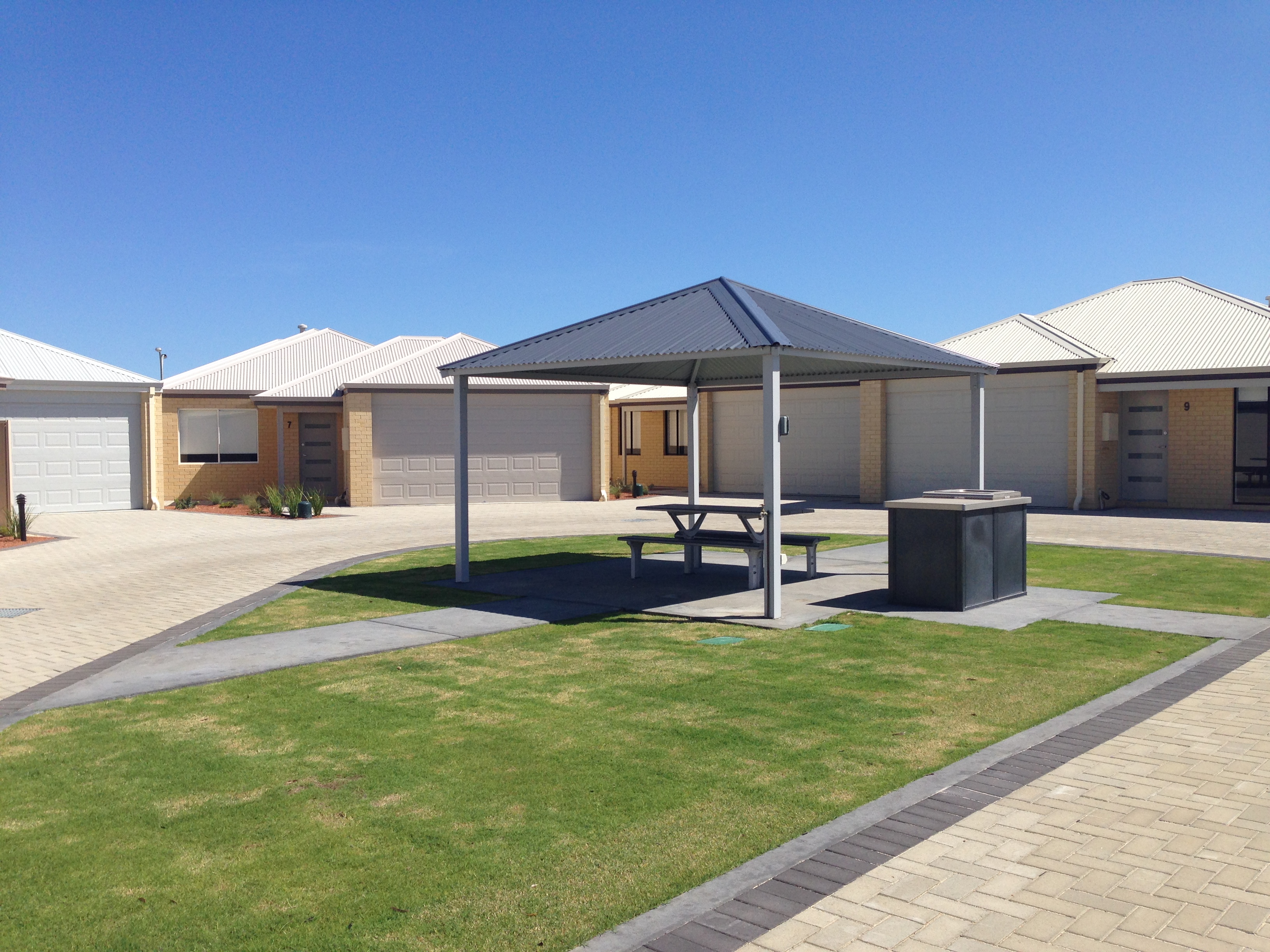 3/5 MOONLIGHT CRESCENT, JURIEN BAY, 6516