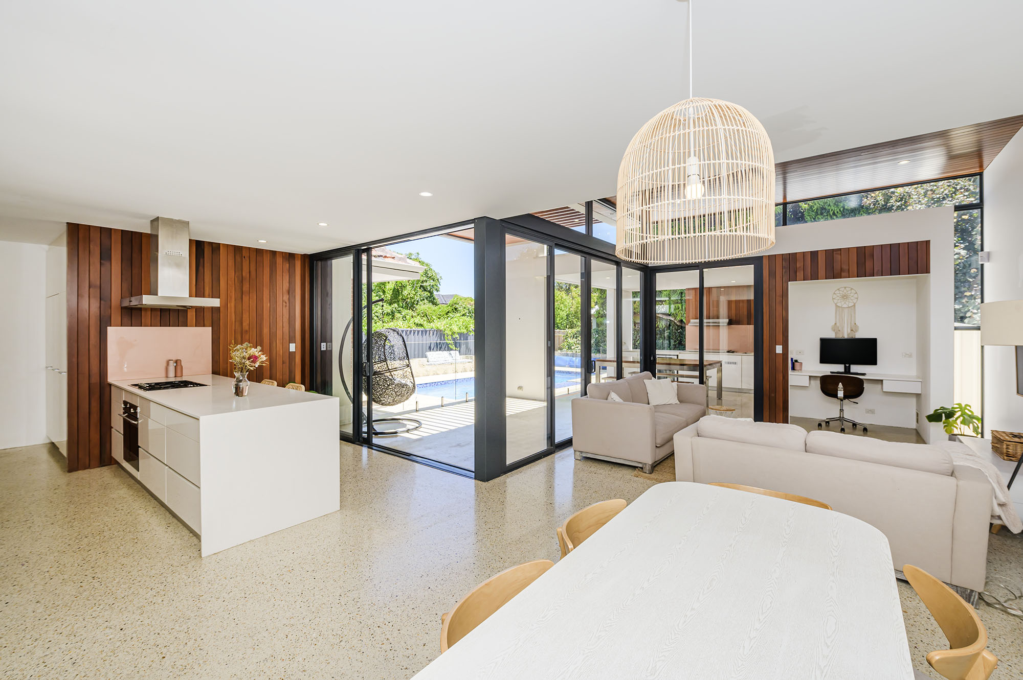 336 MILL POINT ROAD, SOUTH PERTH, 6151