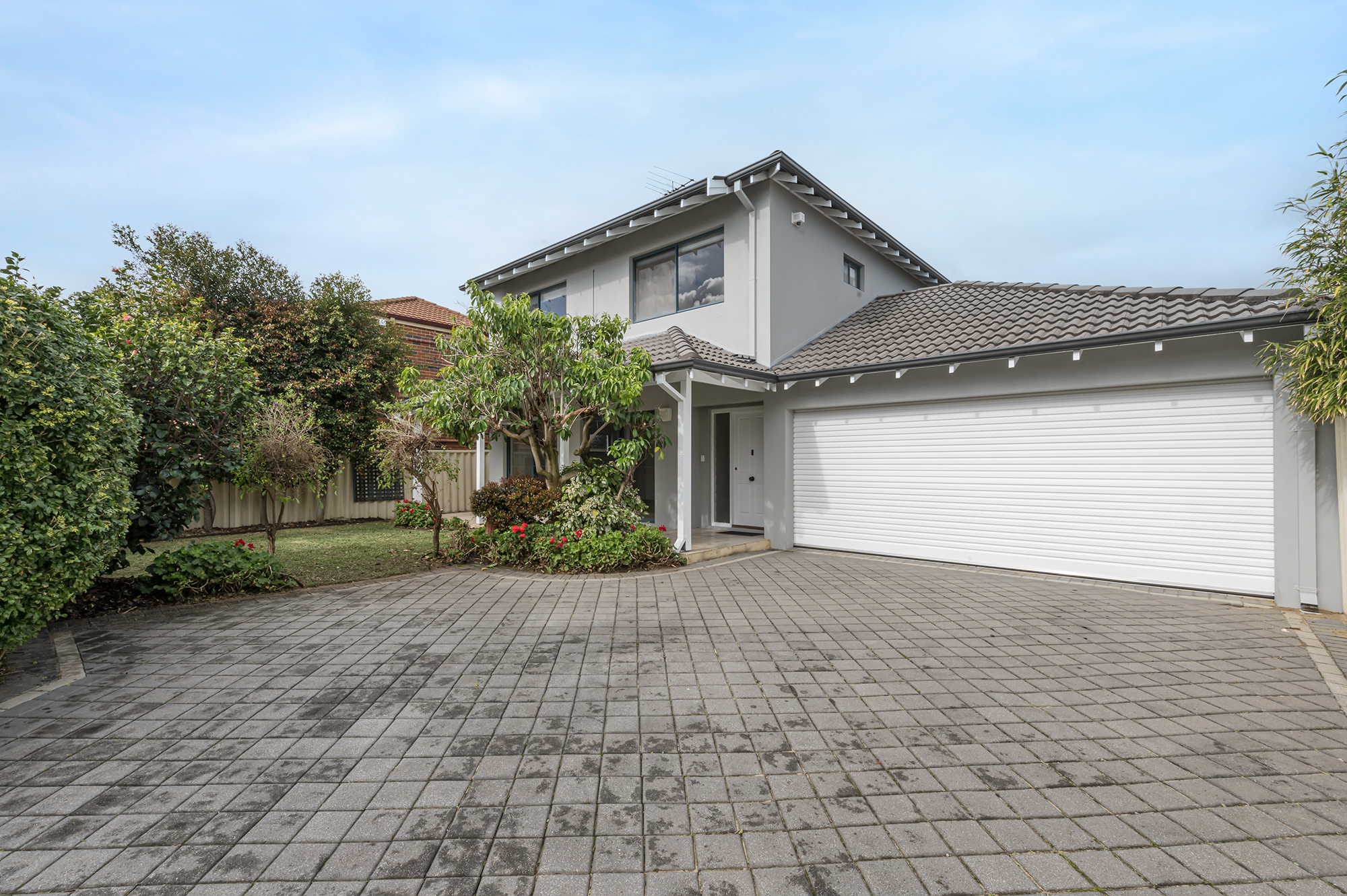 27 RENWICK STREET, SOUTH PERTH, 6151