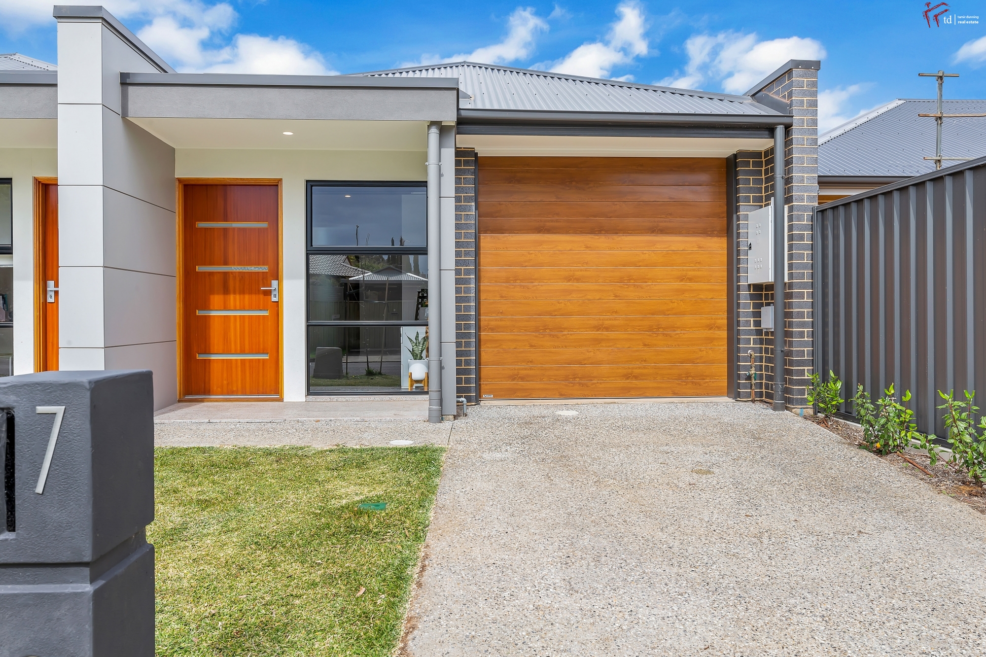 7 QUINTAL AVENUE, MODBURY, 5092
