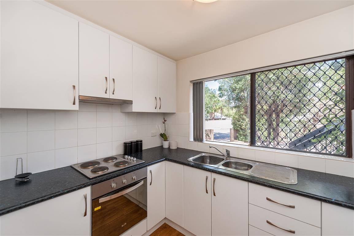 14/179 CANNING HIGHWAY, SOUTH PERTH, 6151