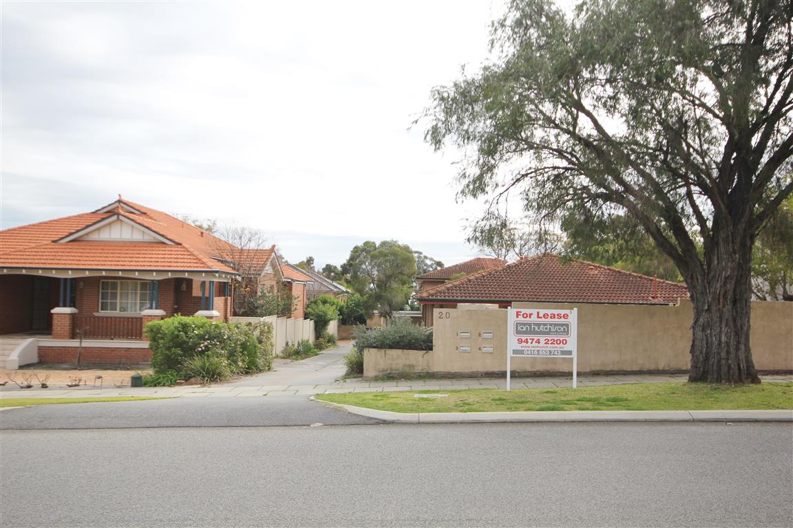 3/20 HAMPDEN STREET, SOUTH PERTH, 6151