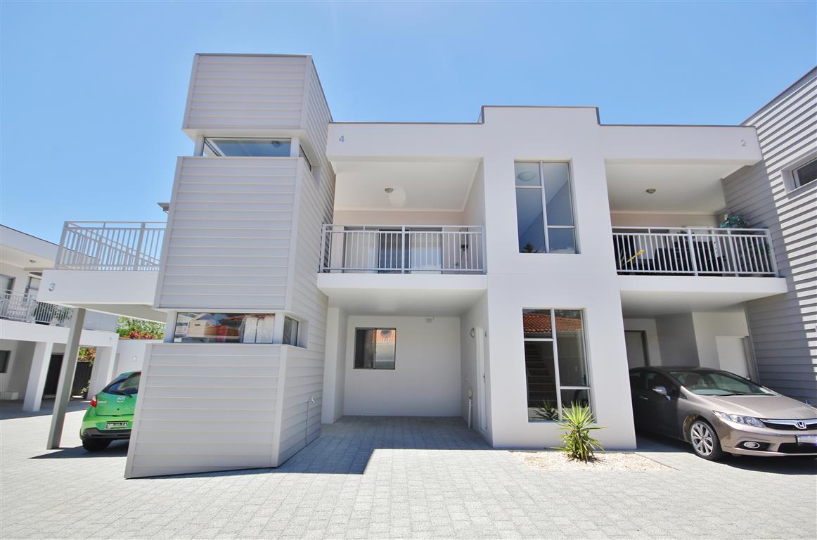 4/21 STANLEY STREET, BELMONT, 6104