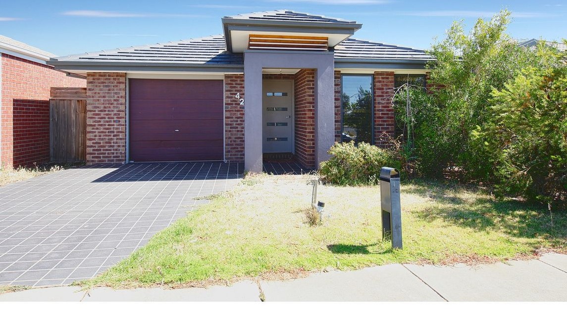 42 EDMUND DRIVE, TARNEIT, 3029