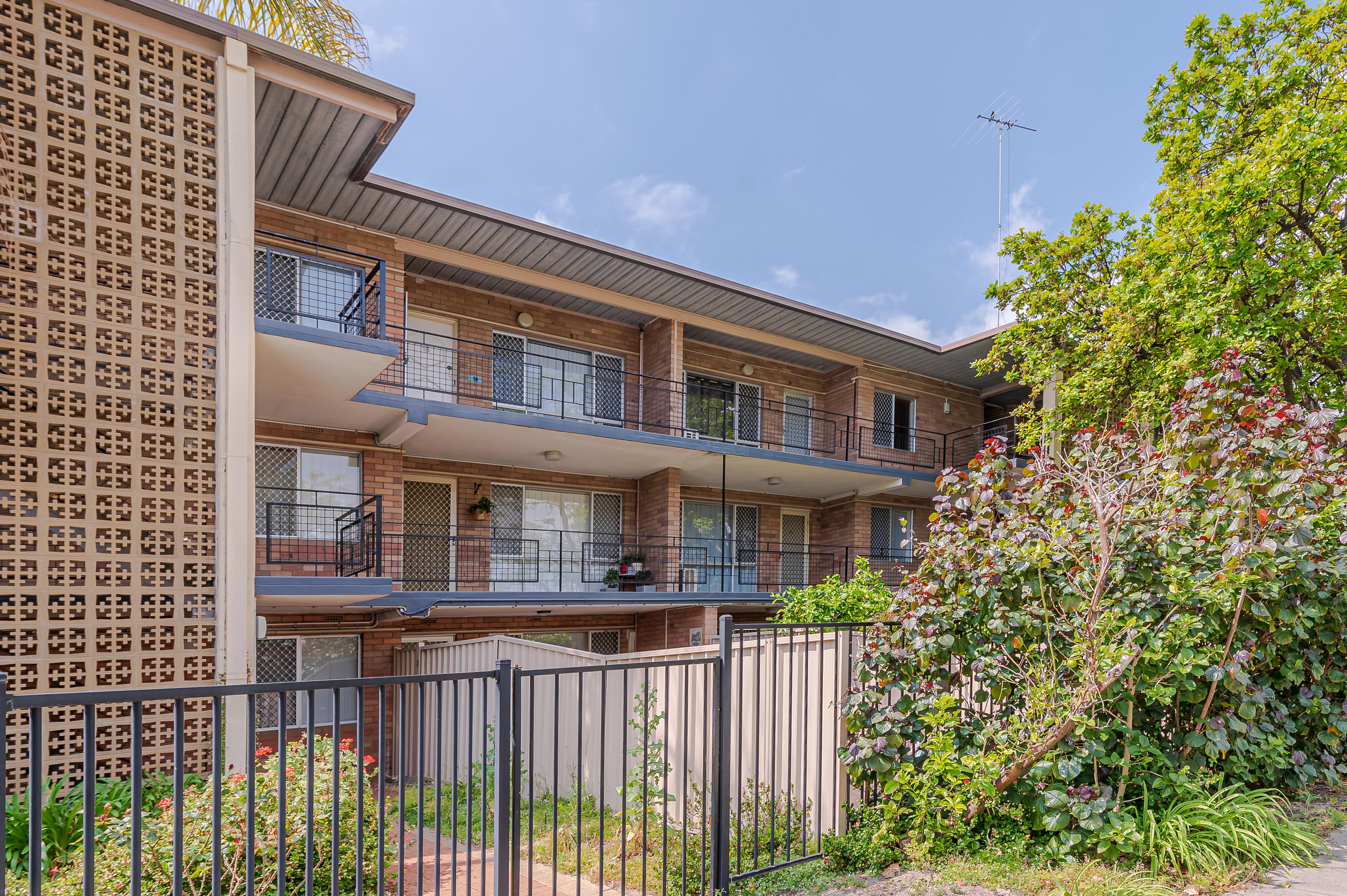 19/12 RIVERVIEW STREET, SOUTH PERTH, 6151