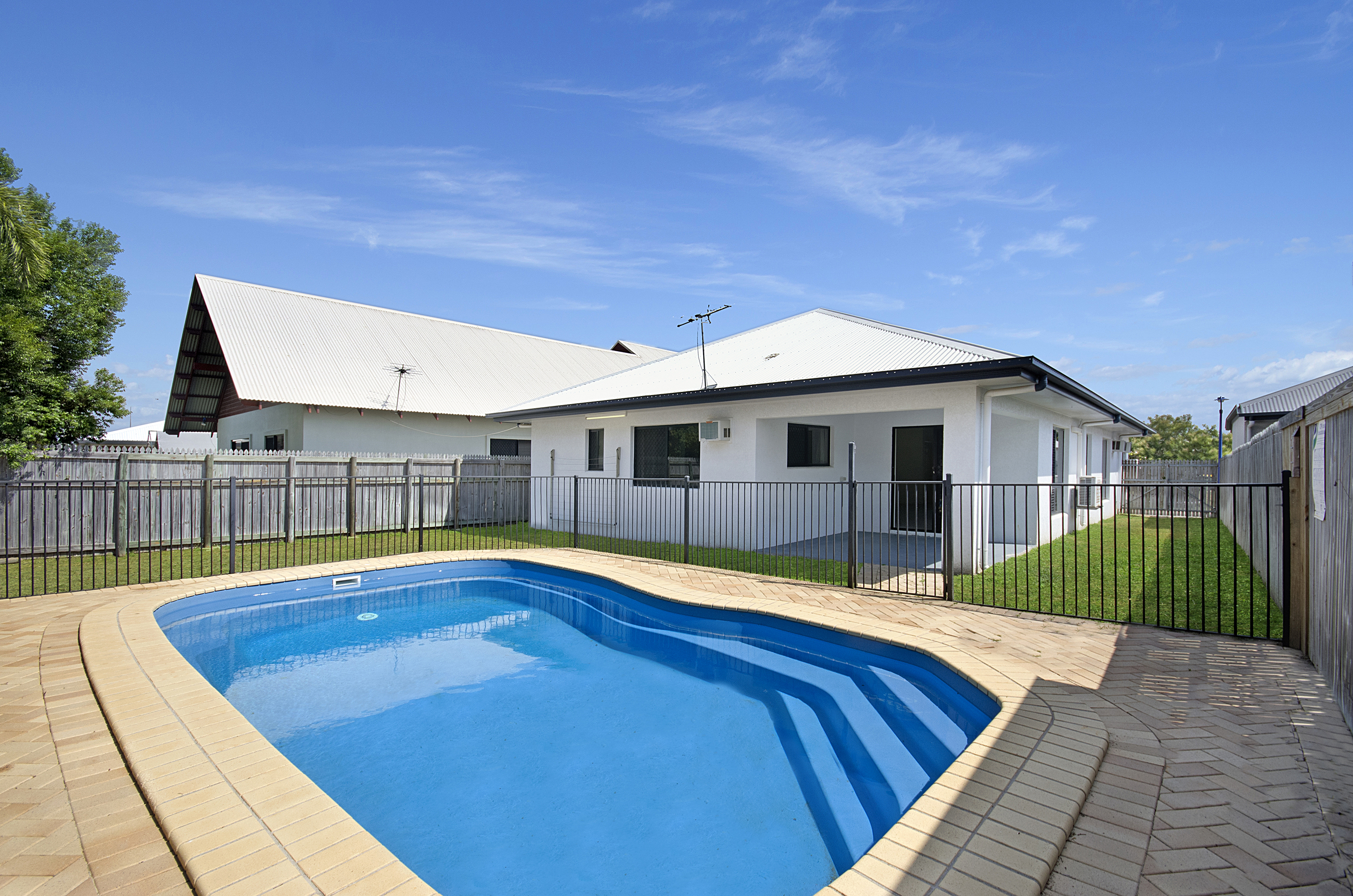 52 SEA EAGLE CIRCUIT, DOUGLAS, 4814