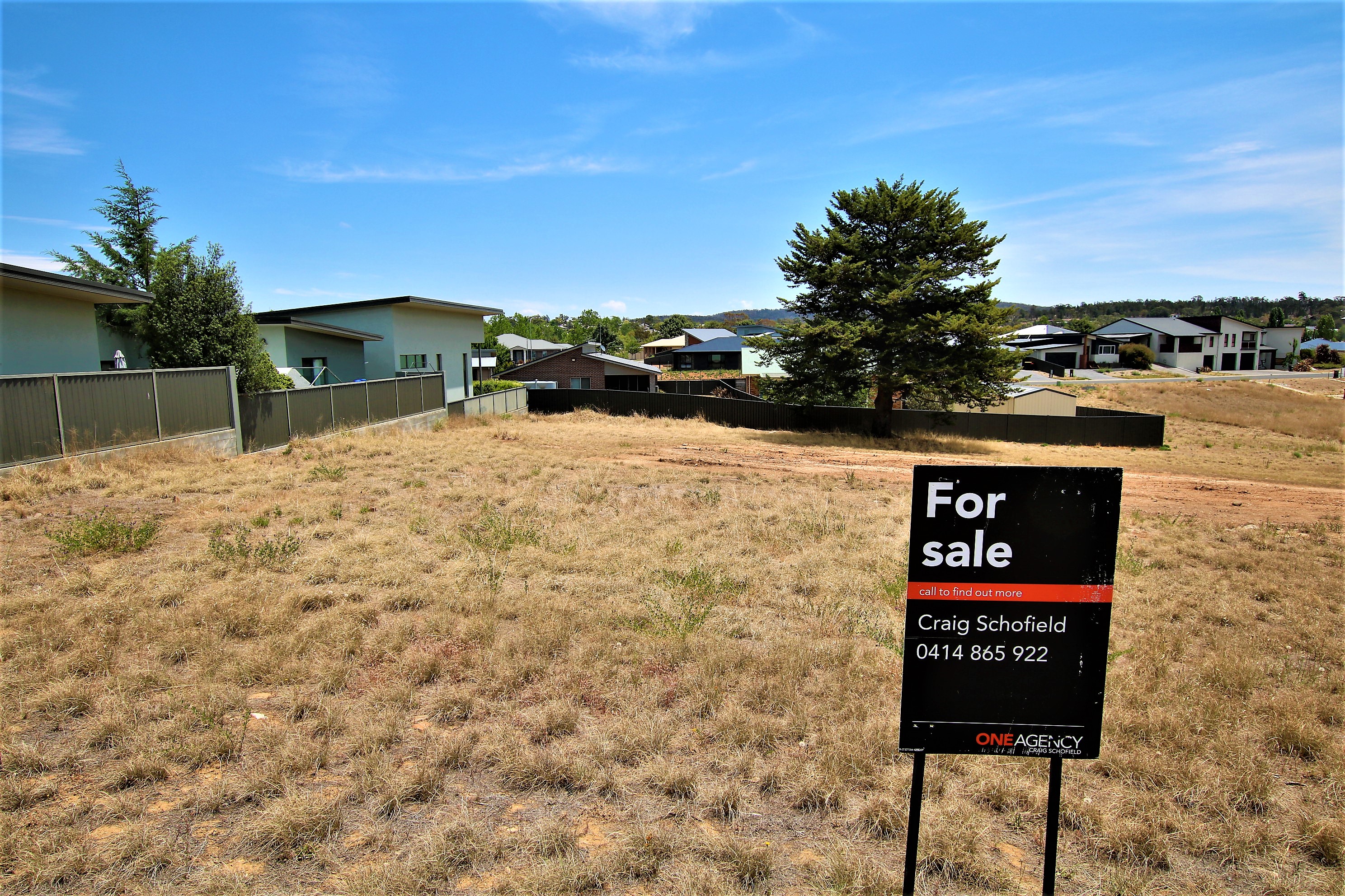 17 MONARO  AVENUE, COOMA, 2630