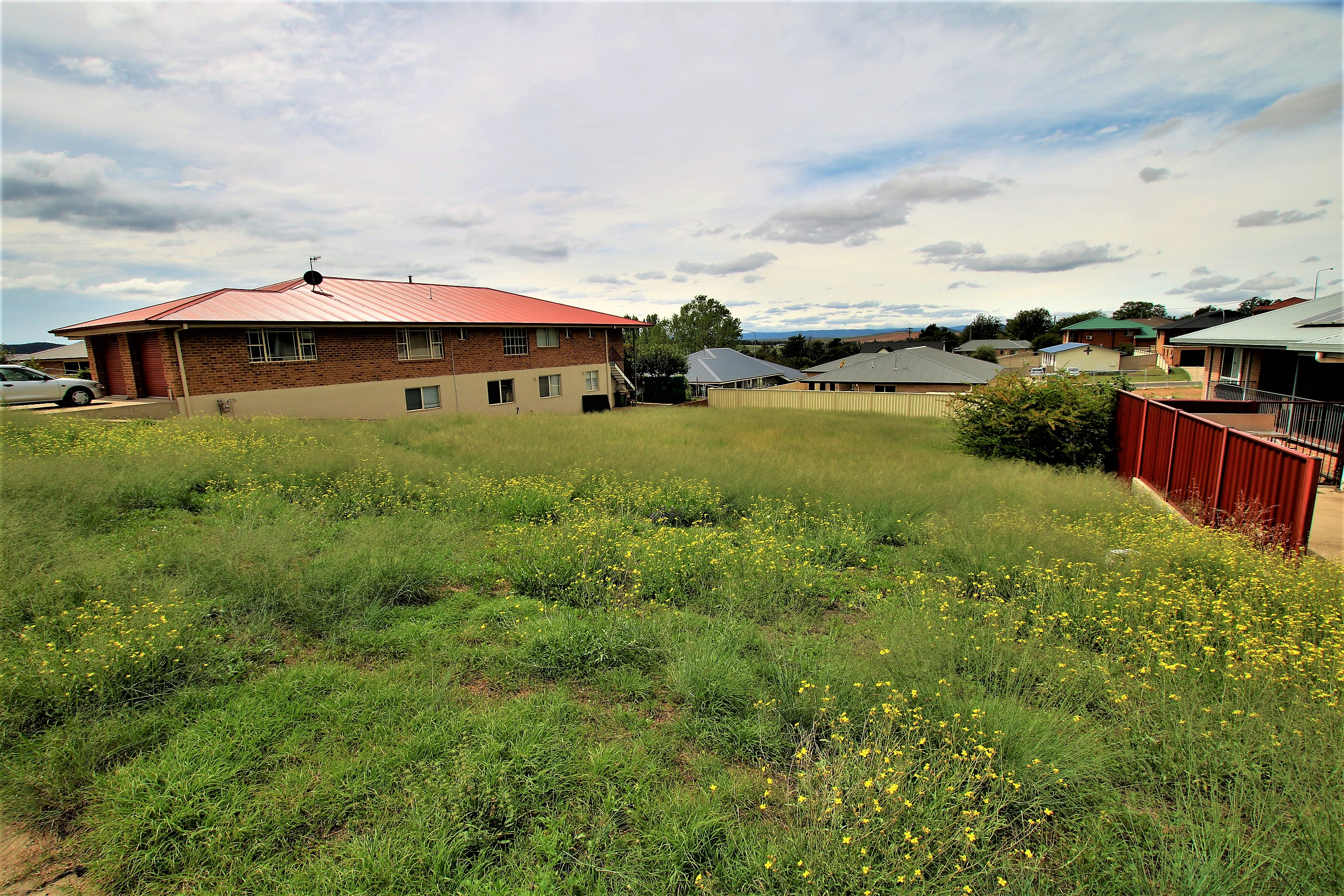 8 EAST CAMP DRIVE, COOMA, 2630 8 EAST CAMP DRIVE, COOMA, 2630