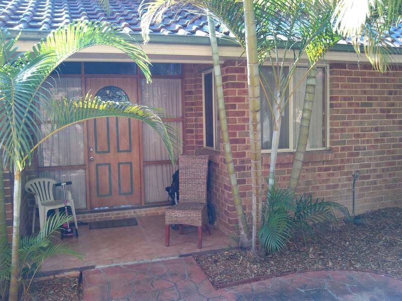 2/5 BELLWOOD CLOSE, TUGGERAH, 2259