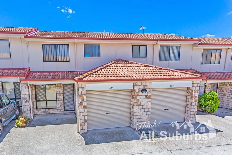 18 LOGANLEA ROAD, WATERFORD WEST, 4133