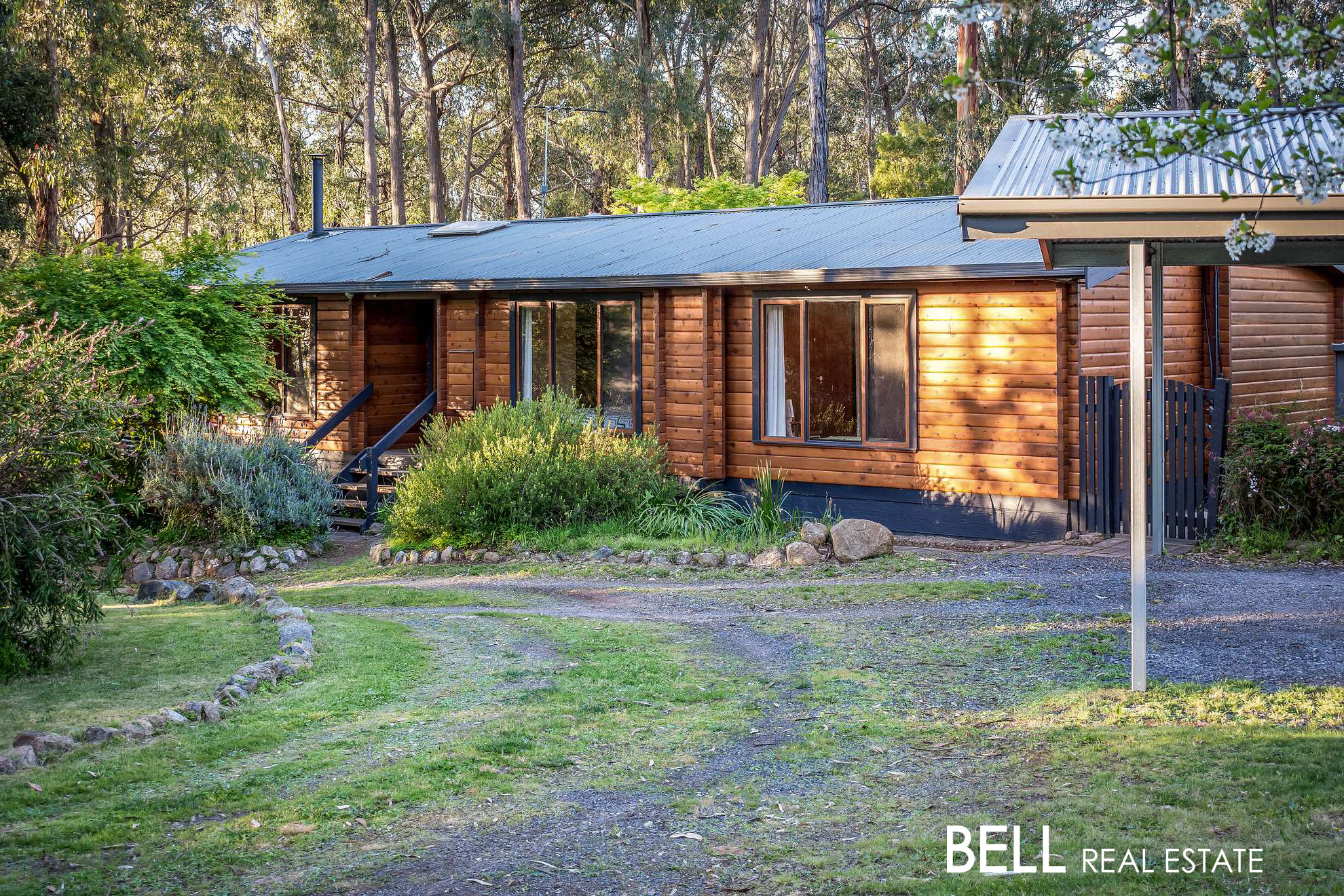 44 WILKILLA ROAD, MOUNT EVELYN, 3796