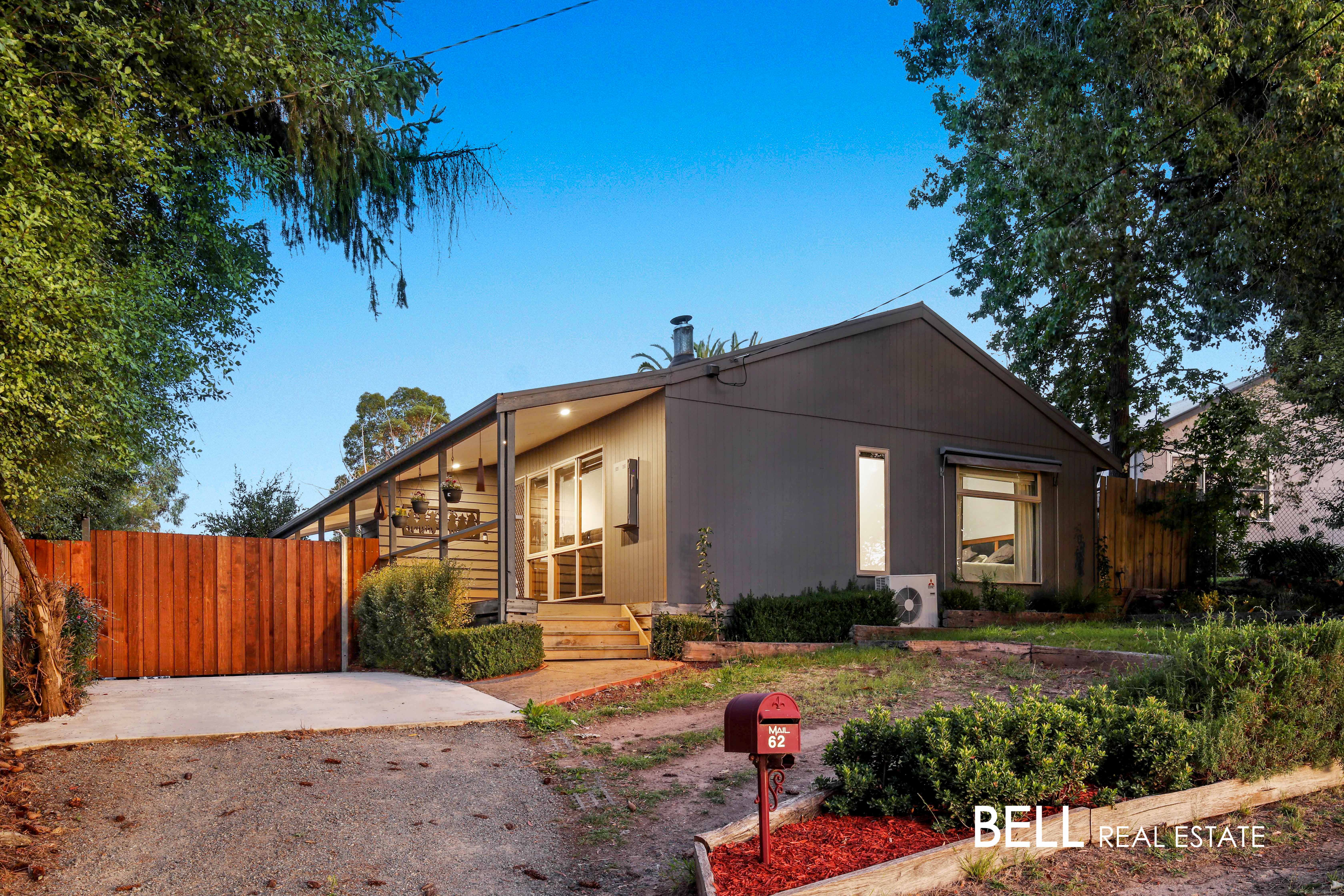 62 JOHNS CRESCENT, MOUNT EVELYN, 3796
