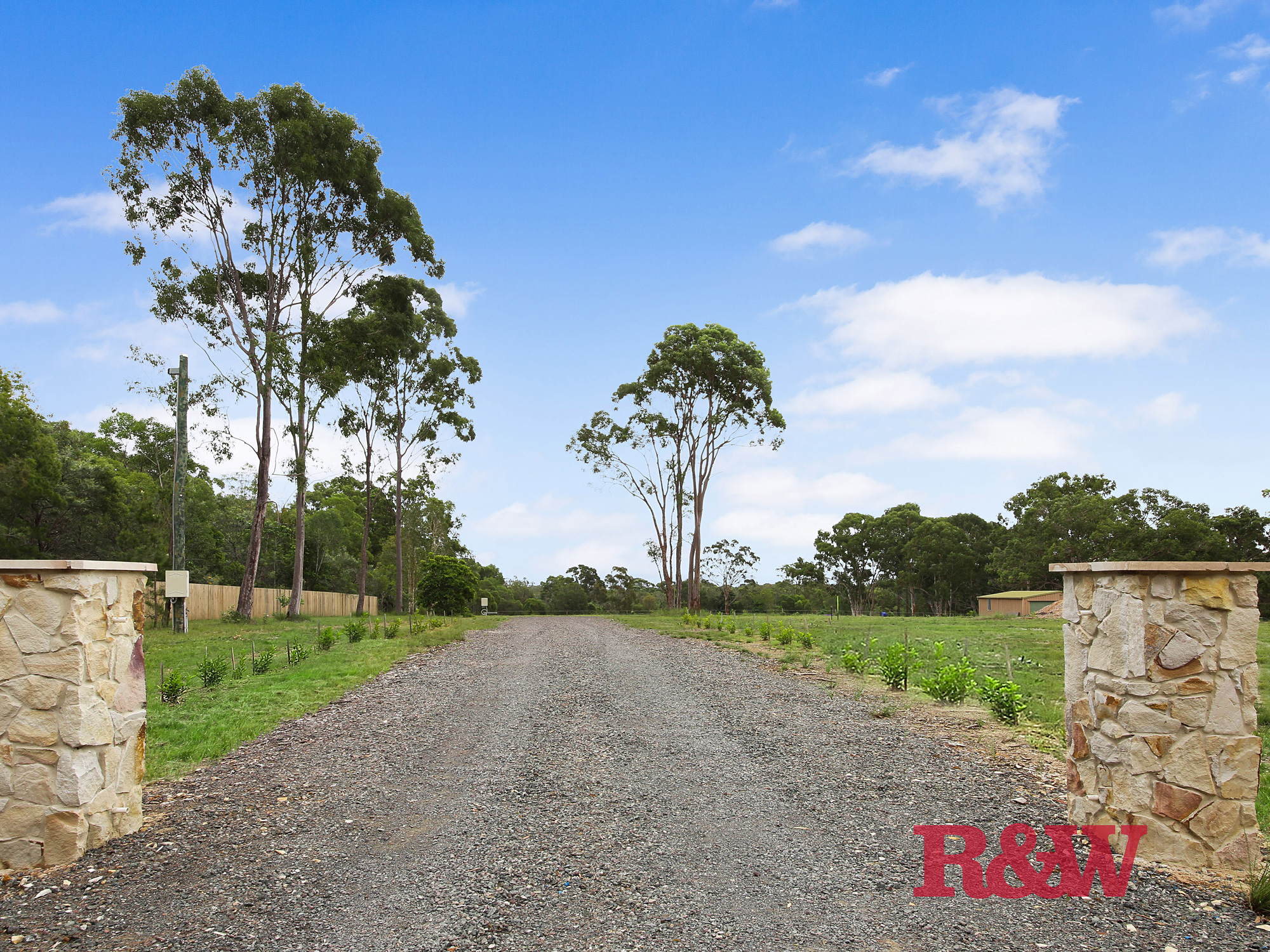 21 LAKE COOROIBAH ROAD, COOROIBAH, 4565 21 LAKE COOROIBAH ROAD, COOROIBAH, 4565