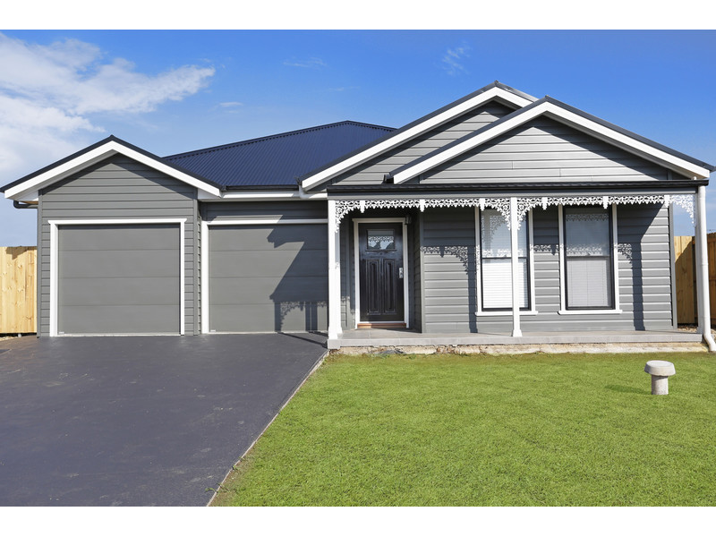 24 REILLY ROAD, ELDERSLIE, 2570