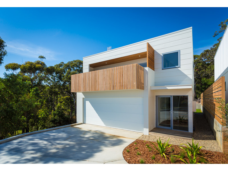 26 CURRAGUDDE CLOSE, PAMBULA BEACH, 2549