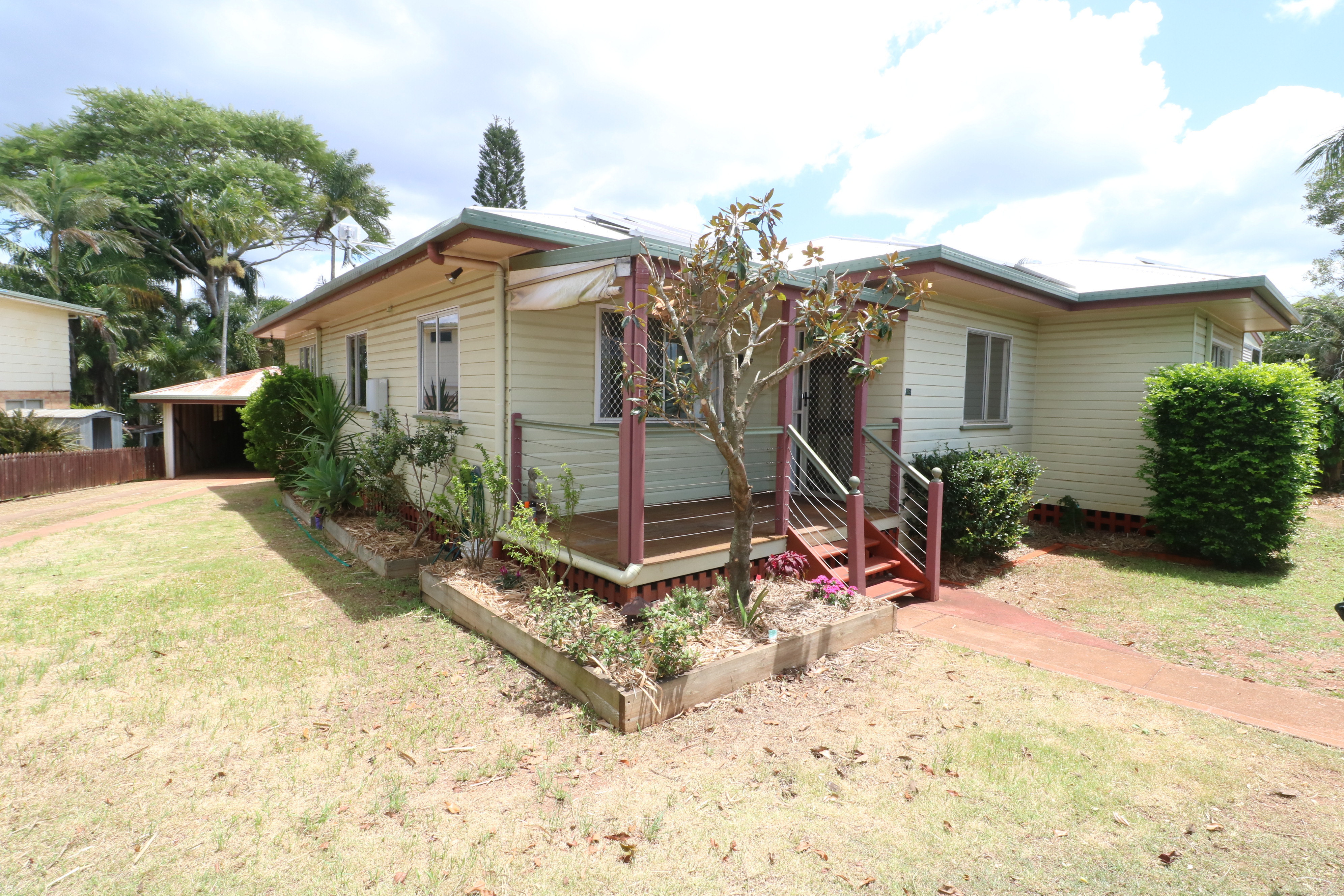 192 CHURCHILL ST, CHILDERS, 4660