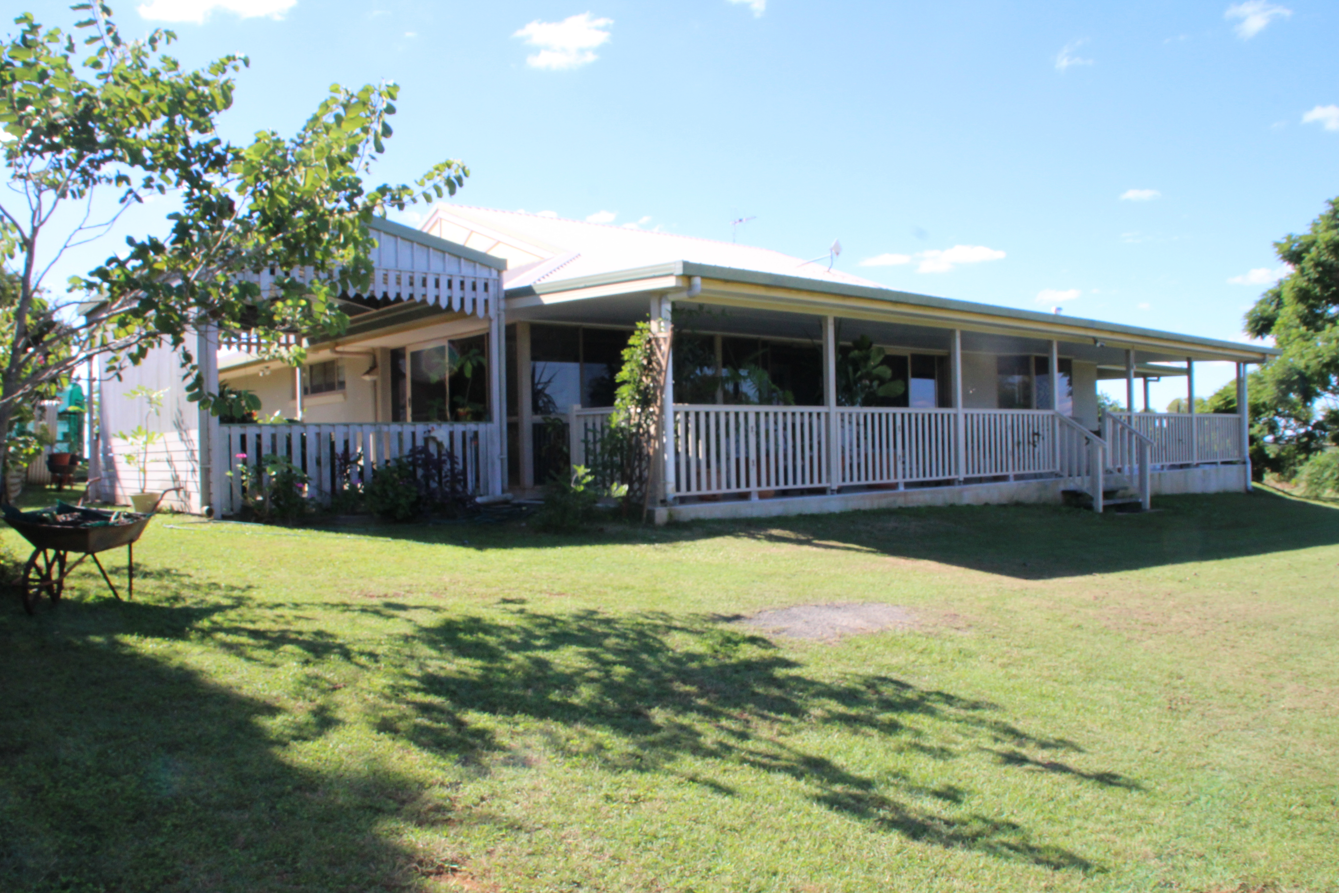 48 HUXLEY RD, CHILDERS, 4660