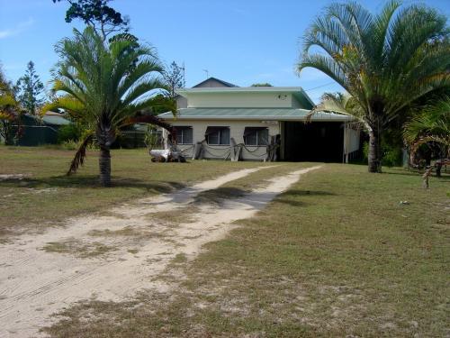 110 MACKEREL ST, WOODGATE, 4660